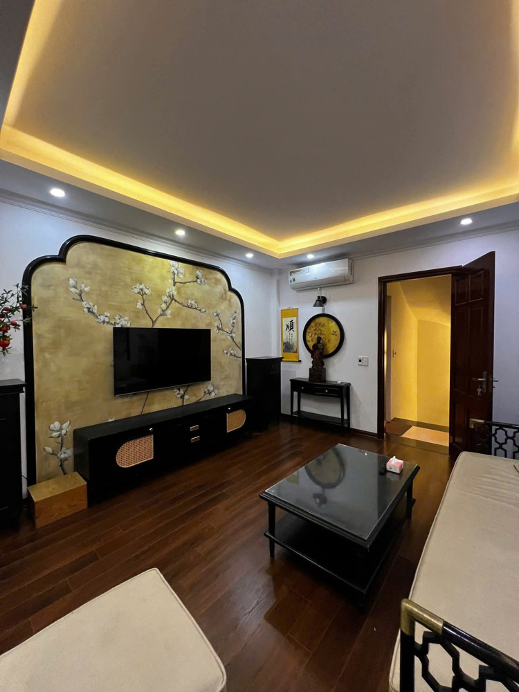 Nhà Đẹp Thạch Bàn – Full Nội Thất – Ô Tô Đỗ Cổng – Chỉ 35M2 Mà Chất Hơn Nhà 50M2