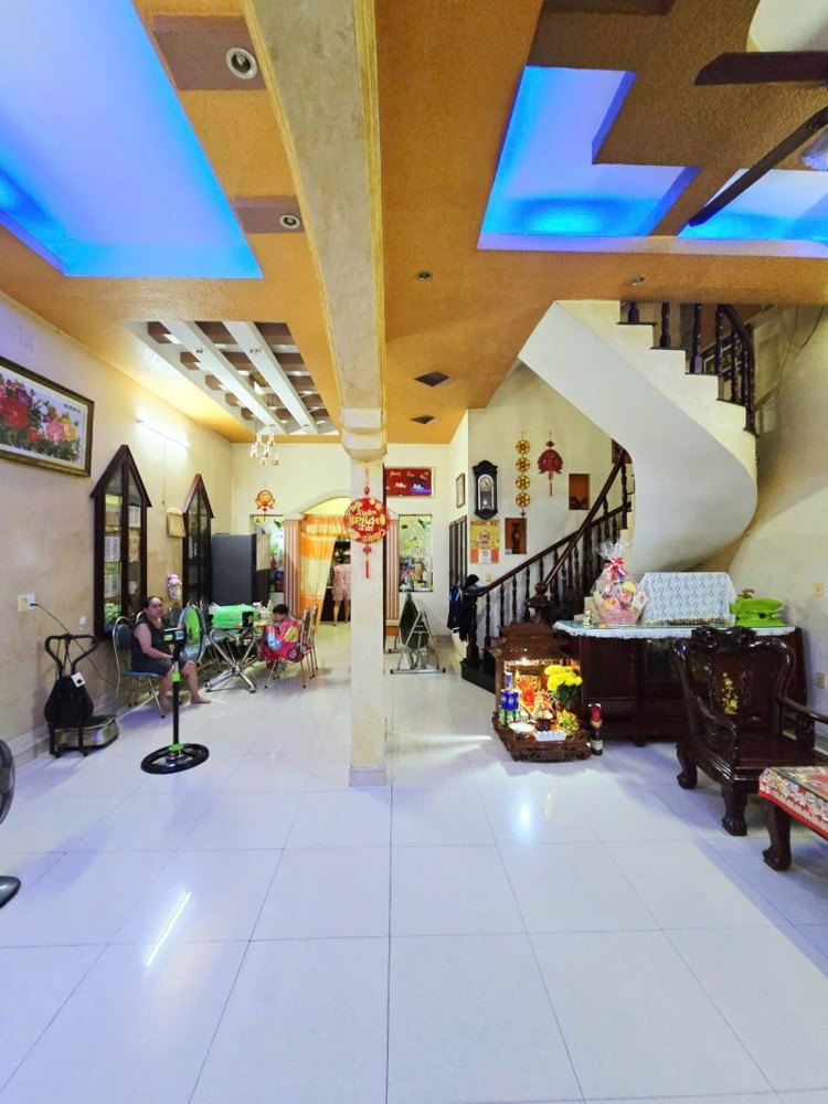 Bán Nhà Đường Nguyễn Duy Trinh, Phường Long Trường, Q9, Thủ Đức, Tp Hcm. Dt 154M2, 3 Tầng, Sổ