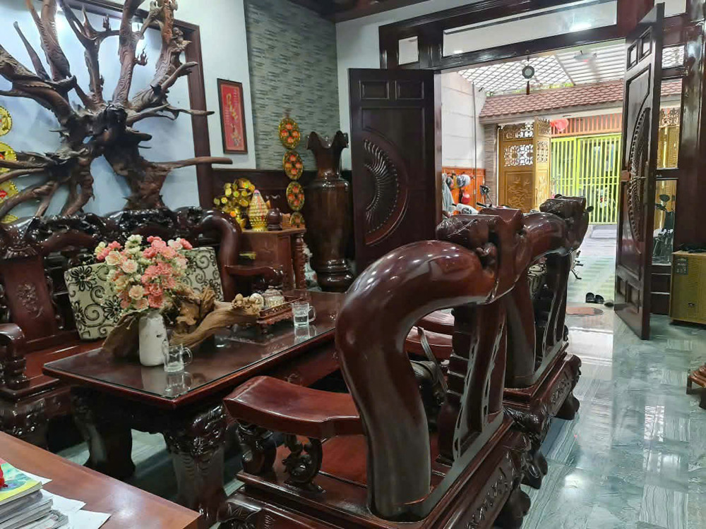 Bán Nhà 5 Tầng Dĩ An,Dt 150M2 Shr Đường Ô Tô,Có Gara Ô Tô,Gần Biconsi