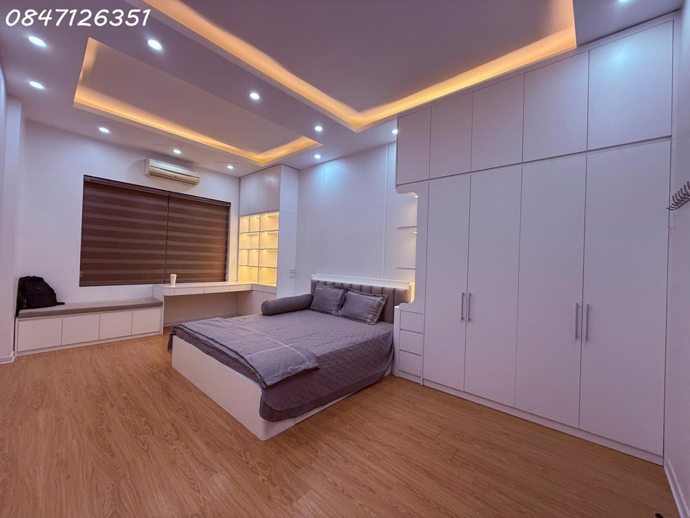 Nhà Đẹp Quan Hoa Full Nội Thất Xịn 38M 5T Nhà Ngõ Thông, Gần Phố, Ngập Tràn Tiện Ích