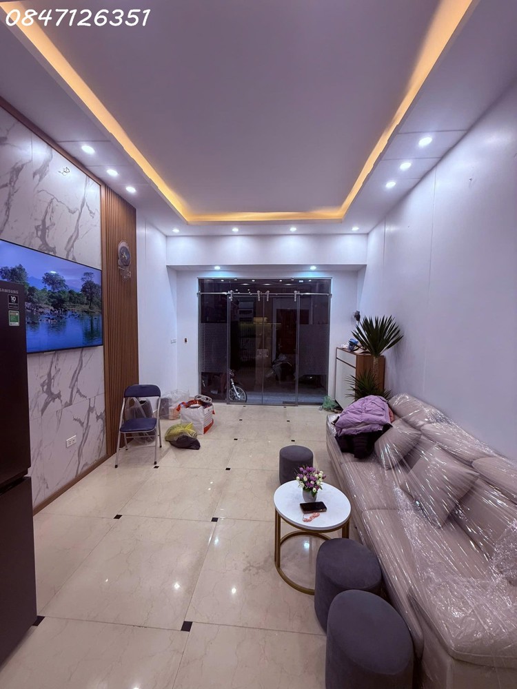 Nhà Đẹp Quan Hoa Full Nội Thất Xịn 38M 5T Nhà Ngõ Thông, Gần Phố, Ngập Tràn Tiện Ích