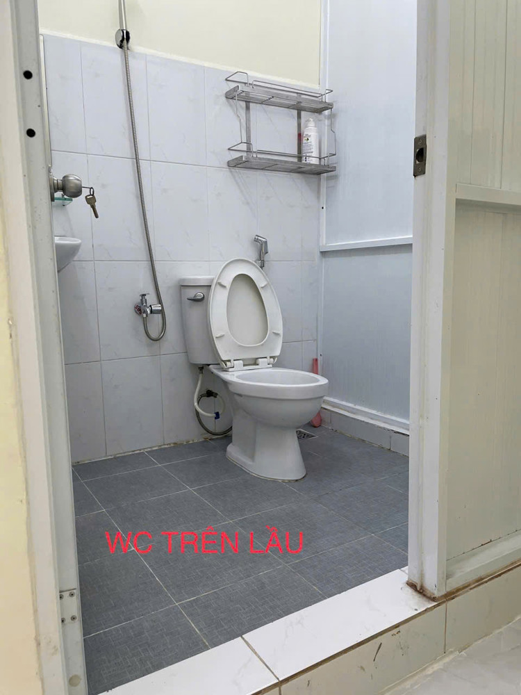 Bán Nhà Hẻm /Sec Ngang 4.6 X 10 Nở Hậu 6.6Đúc Bê Tông Có 5Đ -Q4