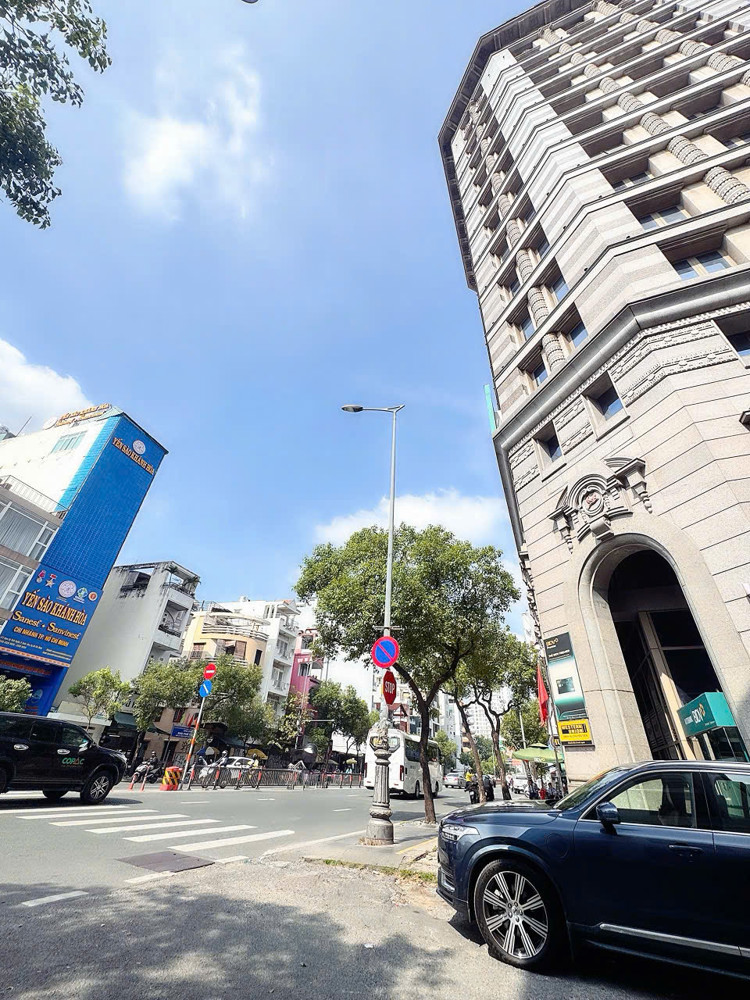 Bán Nhà Mặt Tiền Đ.nam Kỳ Khởi Nghĩa, Quận 3 - Dt Lớn 90M2 Full Thổ - Vị Trí Siêu Vip Tập Trung Các