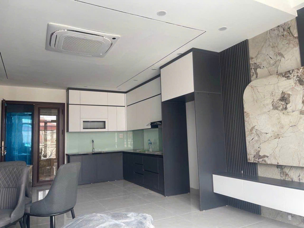 55M2 Nhà Đẹp Thạch Bàn – Full Nội Thất – Gara Ô Tô – Thang Máy