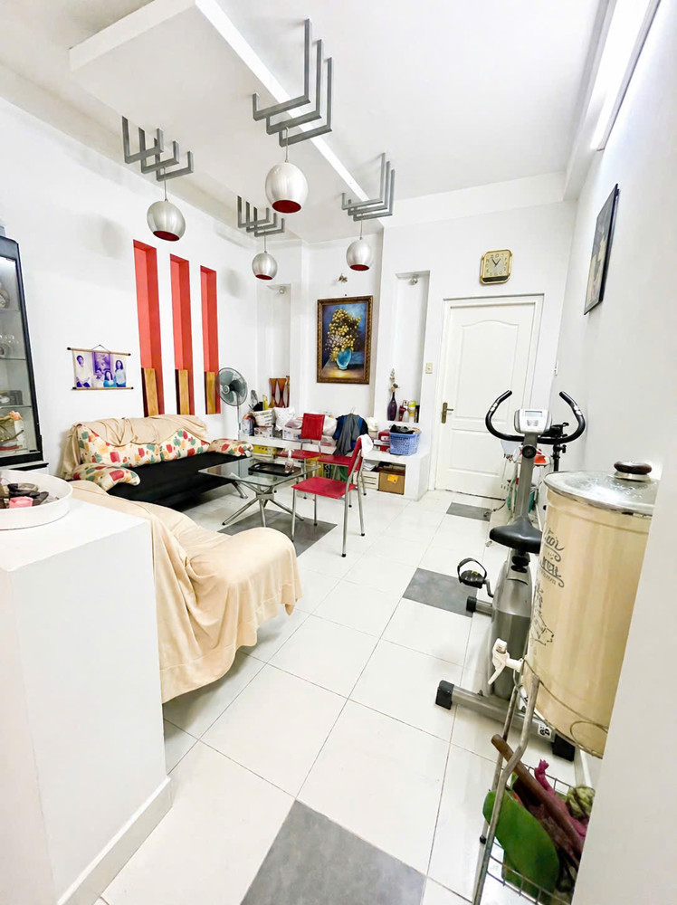 Bán Nhà Mặt Tiềnkinh Doanh Lê Văn Linh Q4 Dt 4 X 15 X 5 Tấm