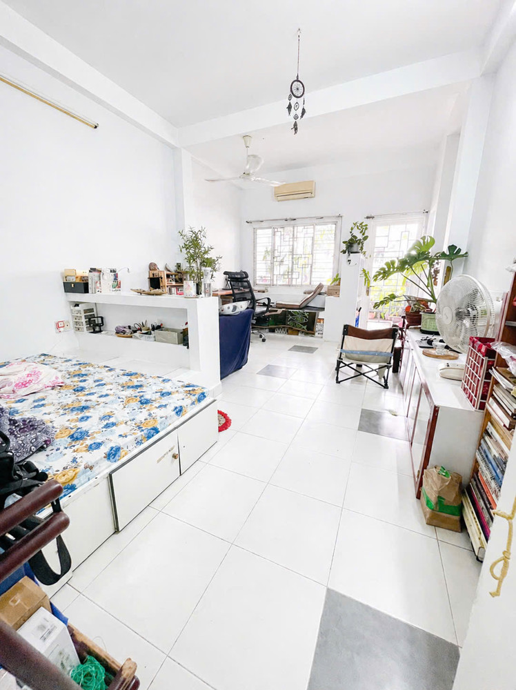 Bán Nhà Mặt Tiềnkinh Doanh Lê Văn Linh Q4 Dt 4 X 15 X 5 Tấm