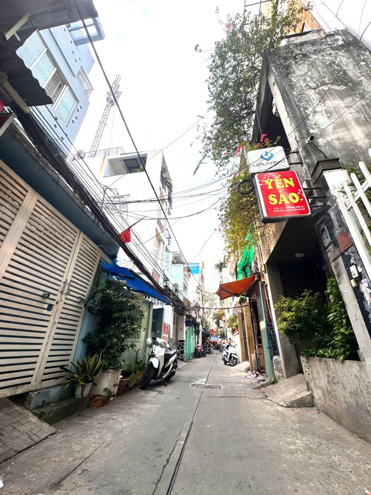 Chính Chủ Cần Bán Nhà 4 Tầng Mặt Tiền Hxh Đ.lê Thị Riêng, Bến Thành, Quận 1 - Dt Lớn 76M2 Full Thổ