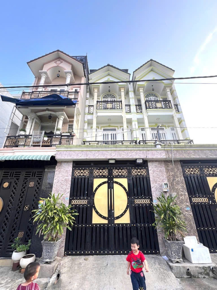 Siêu Phẩm 4 Tầng - Phân Lô Vip Ngay Đh Gtvt – Dòng Tiền 9Tr/tháng – Giá Cực Tốt!