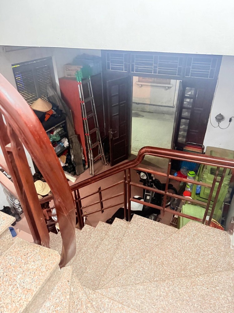 Bán Nhà Đại Từ, Hn, Dt 50 M2, 4 Tầng, Mt 4.2M, Giá Bán 17.3 Tỷ Mô Tả: Nhà Lô Góc Ngập Tràn Ánh