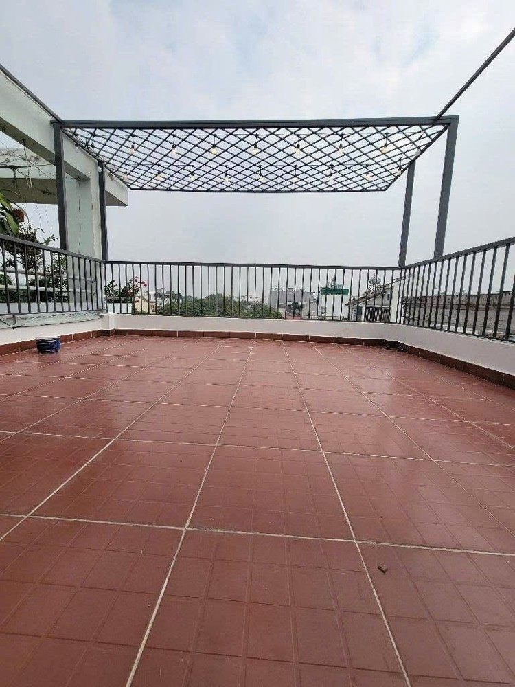 Nhà Mới Hẻm 496 Dương Quảng Hàm – Xe Tải Đậu Cửa – Chỉ 7.7 Tỷ