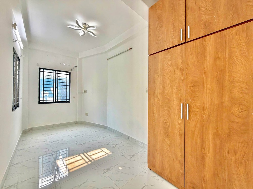 4 Tầng Lầu - Hẻm Xe Hơi - 28M2 - Thích Quảng Đức - F.5 Phú Nhuận - 4.X Tỏi