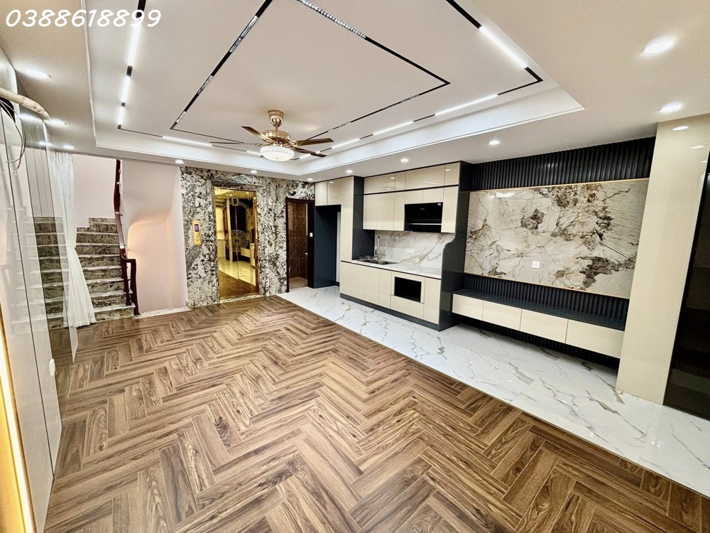 Bán Lô Góc Trần Duy Hưng, Cầu Giấy - 58M2 - Mt 5M - Ô Tô Vào Nhà - Thang Máy - Kinh Doanh Đỉnh