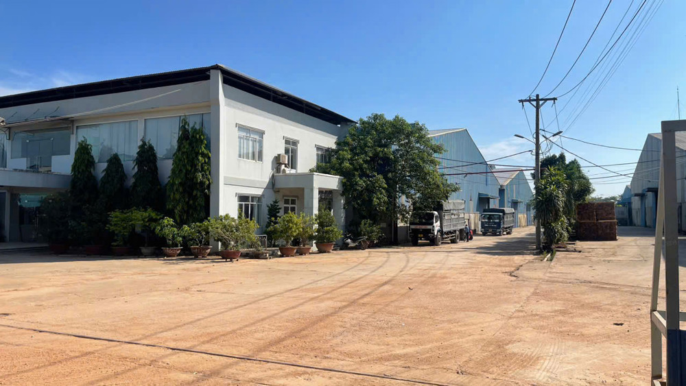 Xt100 Sẵn Xưởng Cho Thuê Hoạt Động Sản Xuất Liền. Thu Hút Nhiều Ngành Nghề. Cnc,