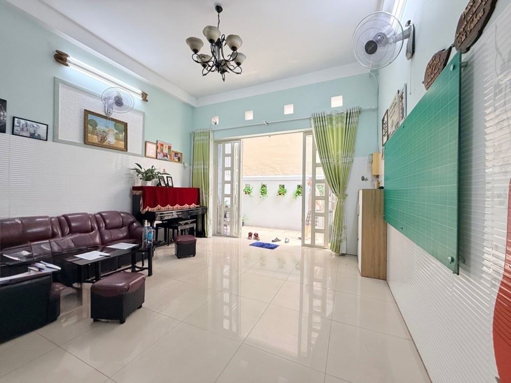 [H2214] Nhà 2 Tầng Thới An 22 - Sát Vách Gò Vấp - Giá Cực Sốc