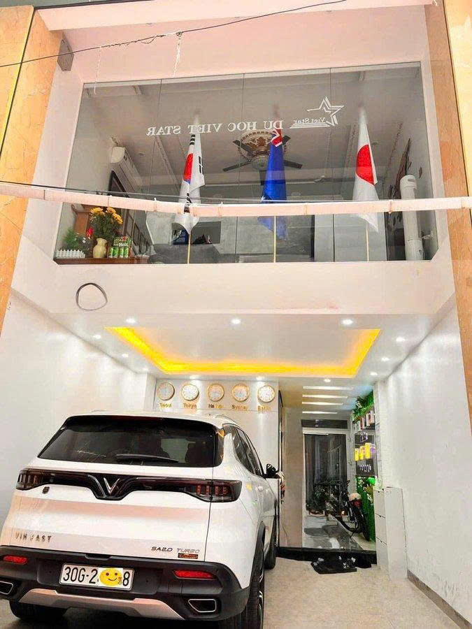 Trung Tâm Ngoại Giao Đoàn, Giữ Giá Trị, Giữ Đẳng Cấpphố Xuân Đỉnh, 60M², 8 Tầng Thang Máy, Mặt