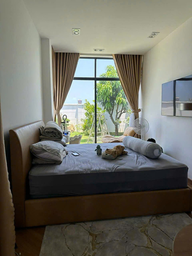 Biệt Thự Biển Của Diễn Viên Tại Bà Rịa – 600M2 Đất, 300M2 Thổ Cư – Chỉ 10.8 Tỷ