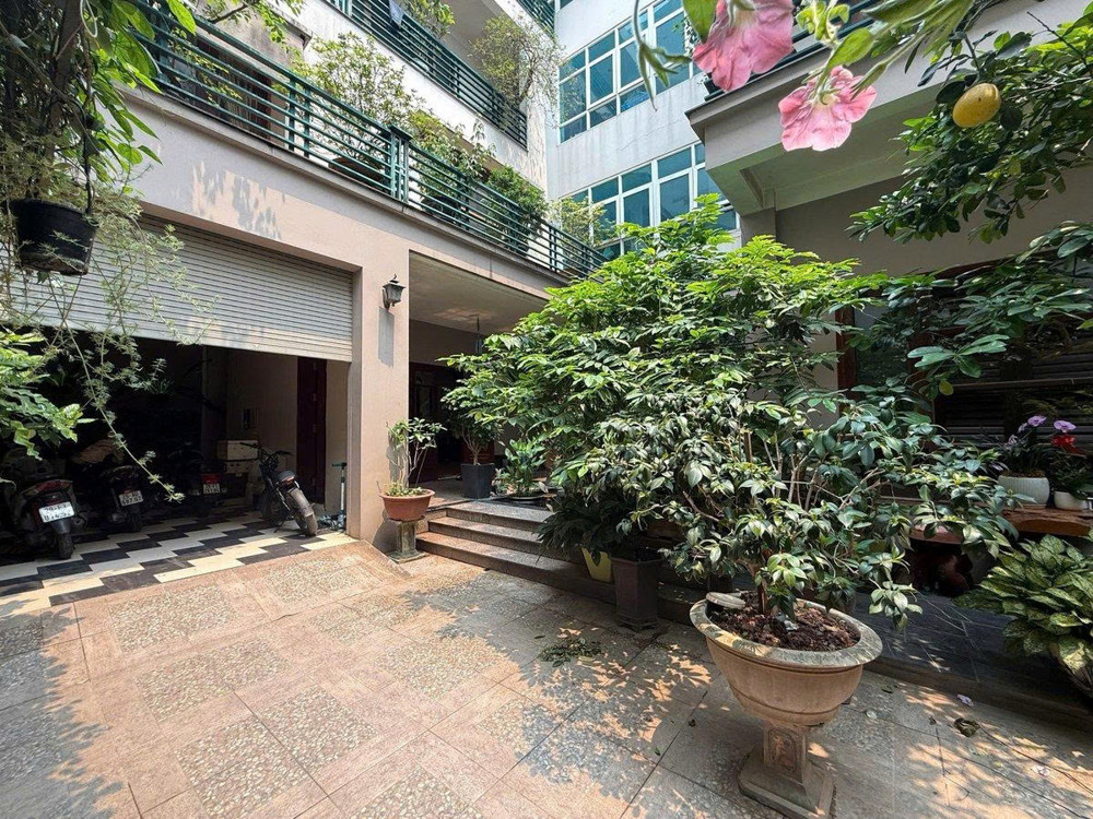 Biệt Thự View Hồ Tây Trích Sài – 272M², 4 Tầng, Mặt Tiền 15M, Ô Tô Vào Nhà, Giá 65 Tỷ Có Thương