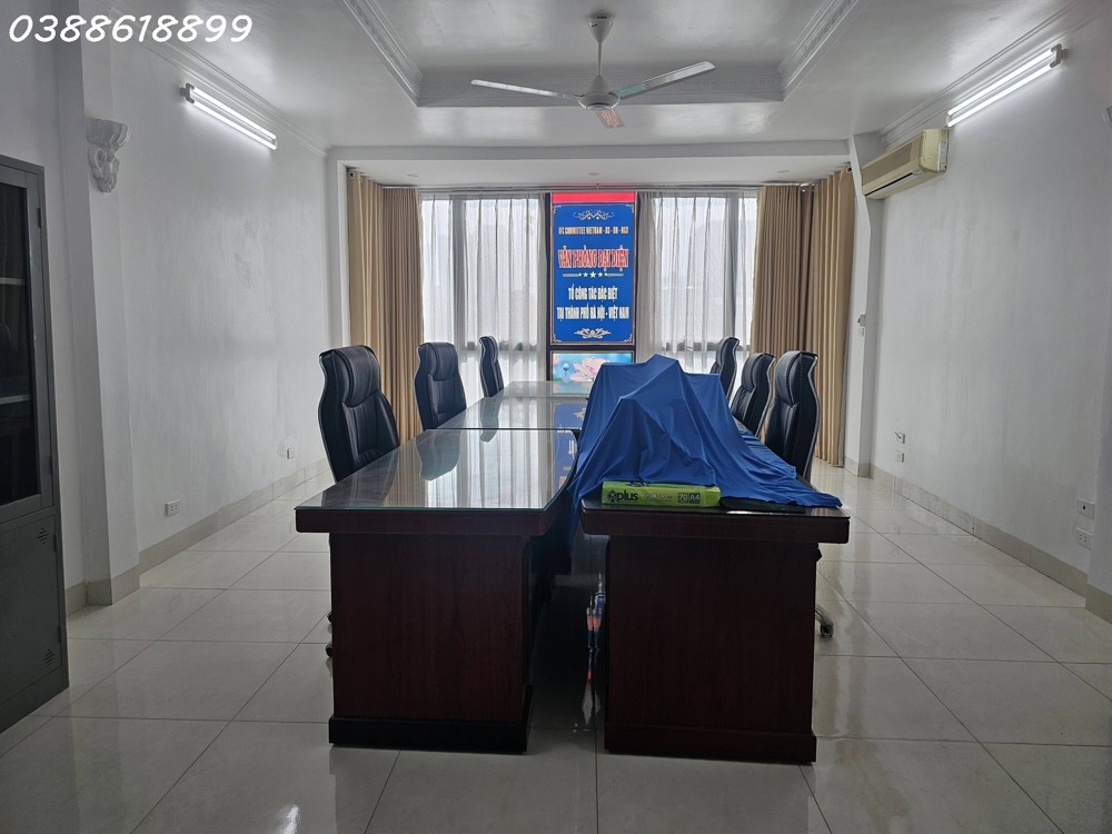 Tòa Văn Phòng Phân Lô Hoàng Cầu - 85M2 - 6 Tầng Thang Máy - Vỉa Hè Ô Tô Tránh - Trước Mặt Vườn