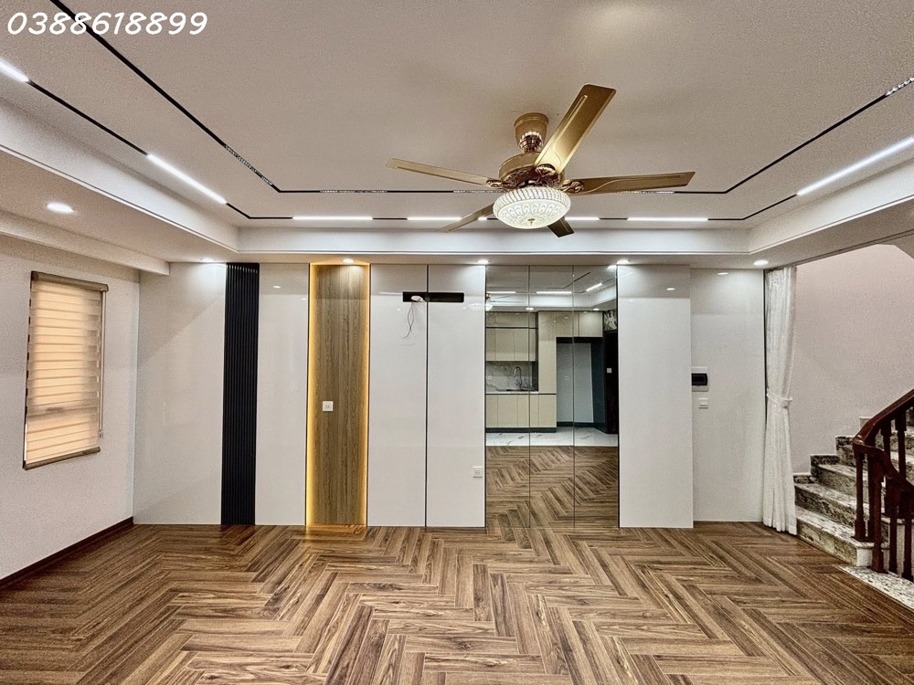 Lô Góc Trần Duy Hưng - Cầu Giấy - 6 Tầng Thang Máy - Ngõ Thông Trung Kính - Ô Tô Vào Nhà - Kinh