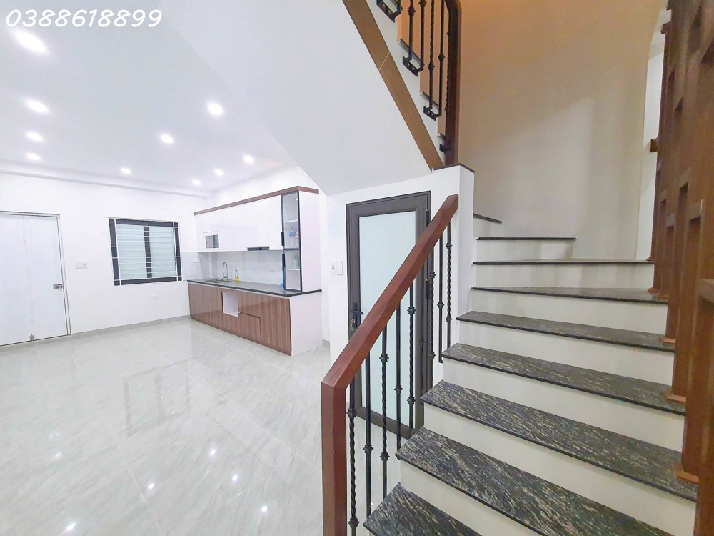 Bán Giảng Võ - Ba Đình - 60M2 - 2 Mặt Thoáng - Sáng Ra Hồ - Chiều Dạo Vinhomes - Dt 23Tr/th 