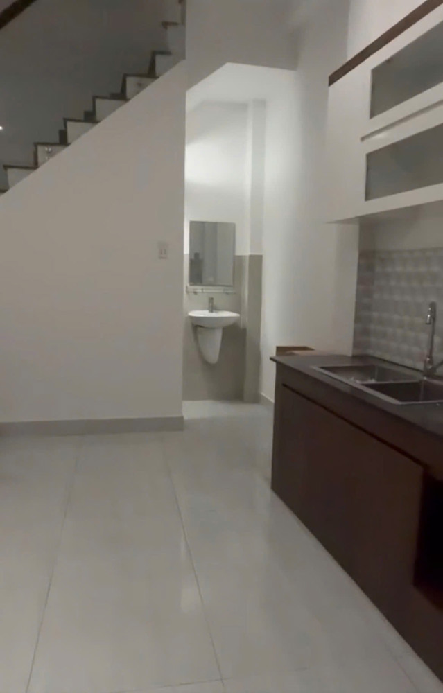Bán Nhà 1 Trệt 2 Lầu Sân Thượng Nguyễn Kiệm ,P3 Gò Vấp ,3.49 Tỷ