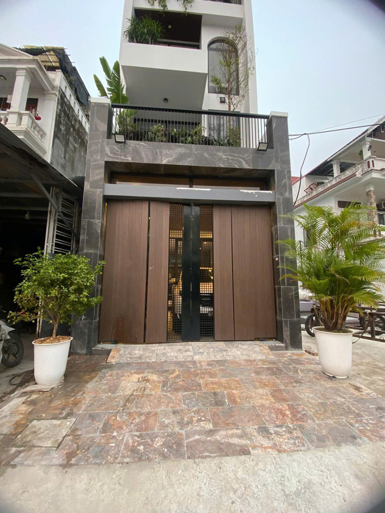 Bán Nhà 4,5 Tầng Tđc Hồ Sen – Thiên Lôi / Khúc Hạo – Có Thang Máy – Giá 10,5 Tỷ