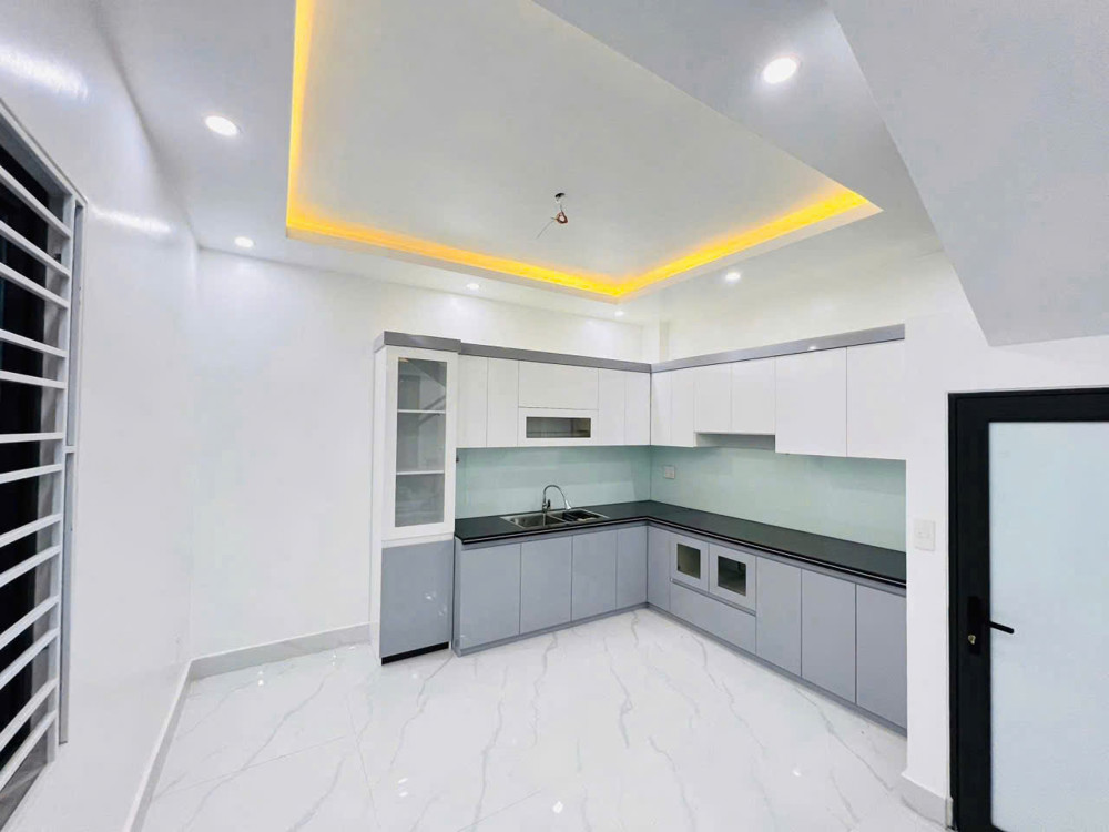 Bán Nhà 4 Tầng 40M2 Tại Bình Kiều. Đông Hải, Hải Phòng - Oto Đỗ Gần Nhà Ngõ Thông Thương