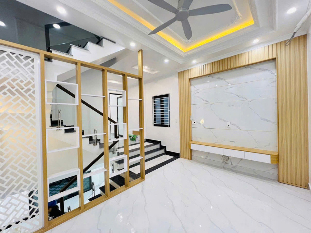 Bán Nhà 4 Tầng 40M2 Tại Bình Kiều. Đông Hải, Hải Phòng - Oto Đỗ Gần Nhà Ngõ Thông Thương
