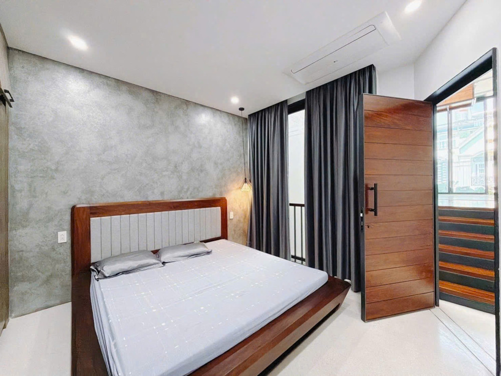 Quận 7 – Lâm Văn Bền – Hẻm Xe Hơi Vào Tận Nhà – Nhà 4 Tầng – 5X20m - 12Tỷ Nhỉnh