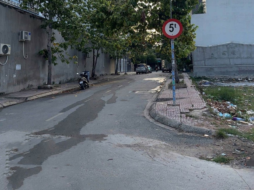 L2223 Đất Lô Góc Sát Nam Long - Giá 5.X Tỷ