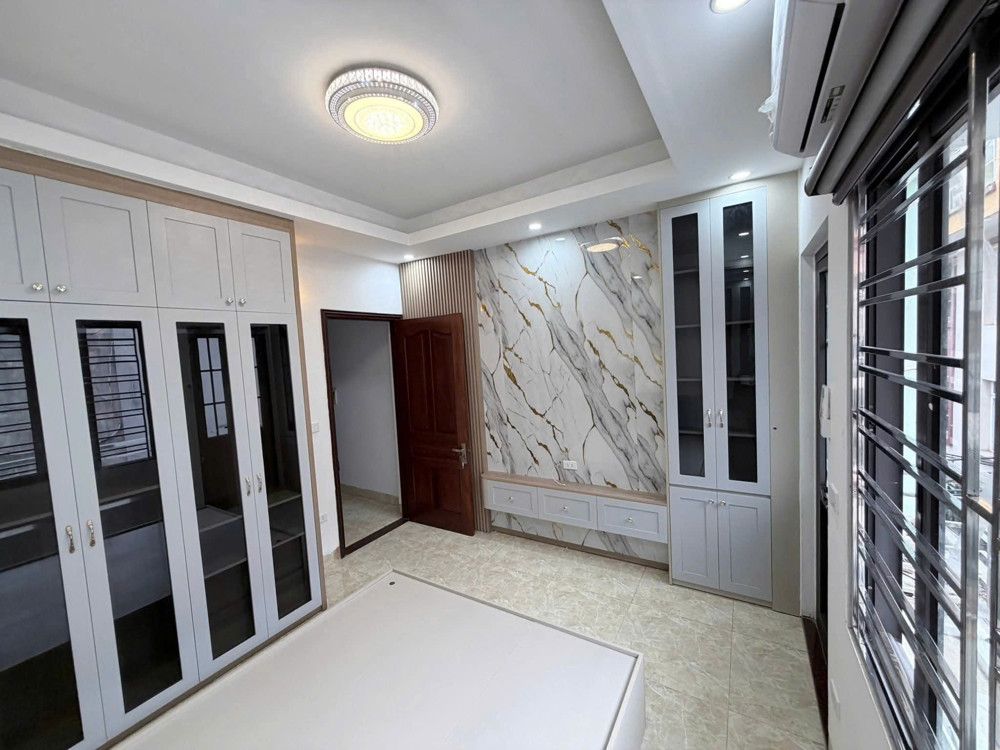 Trục Lạc Long Quân – 8 Phòng Khai Thác – Nhà Dân Xây, Dòng Tiền Bền Vững