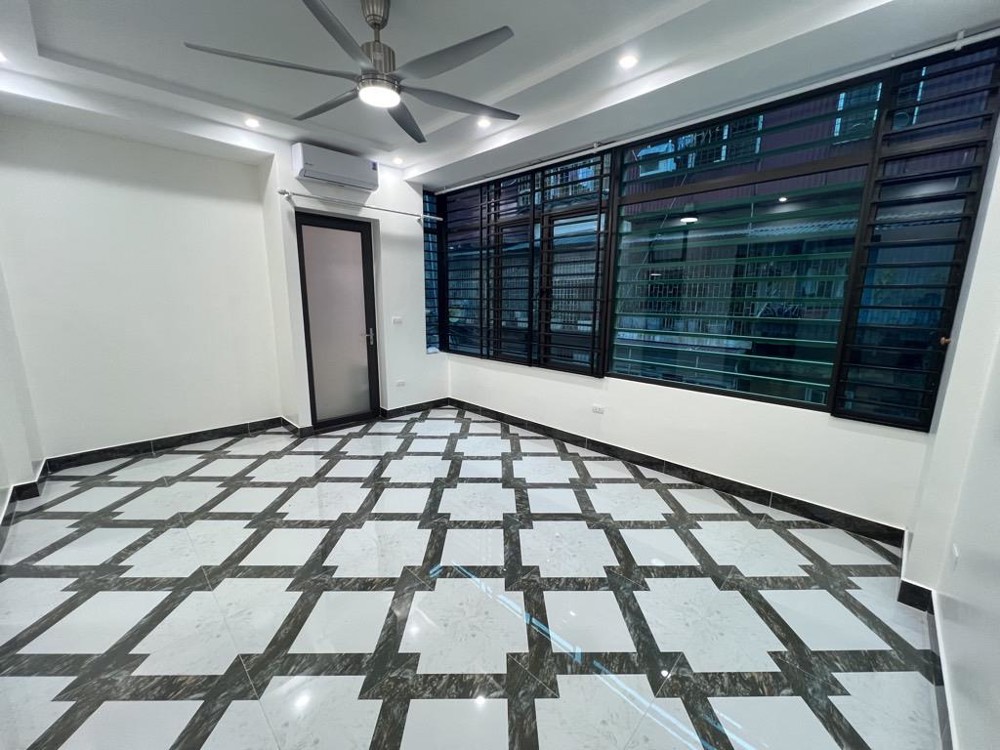 Bán Nhà Lò Đúc 40M2 Ngõ To Đẹp, Gần Phố, Nhà Mới Oto 4 Ngủ Chỉ Nhỉnh 8,5 Tỷ