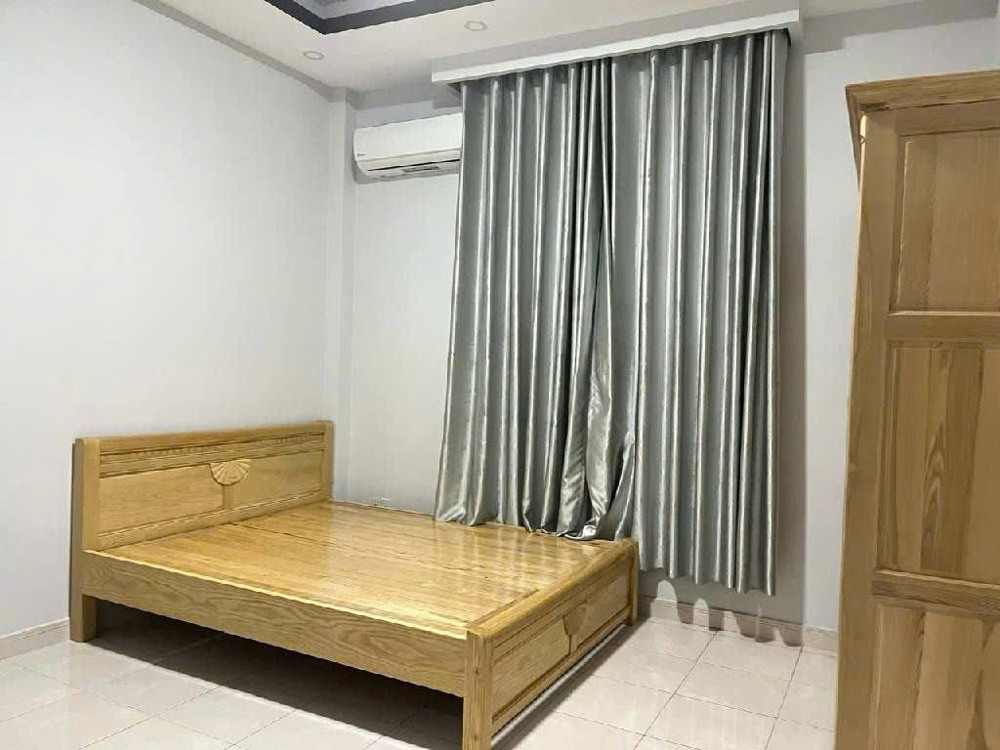 Nhà 4 Tầng Hẻm 803 Huỳnh Tấn Phát – Ô Tô Đỗ Cửa, Có Sẵn Dòng Tiền