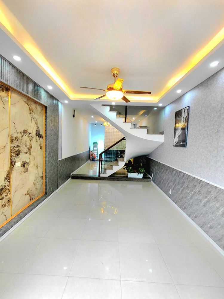Bán Nhà 3 Tầng Đằng Hải – Lũng Đông – Ô Tô Đỗ Cửa – Giá 3,099 Tỷ