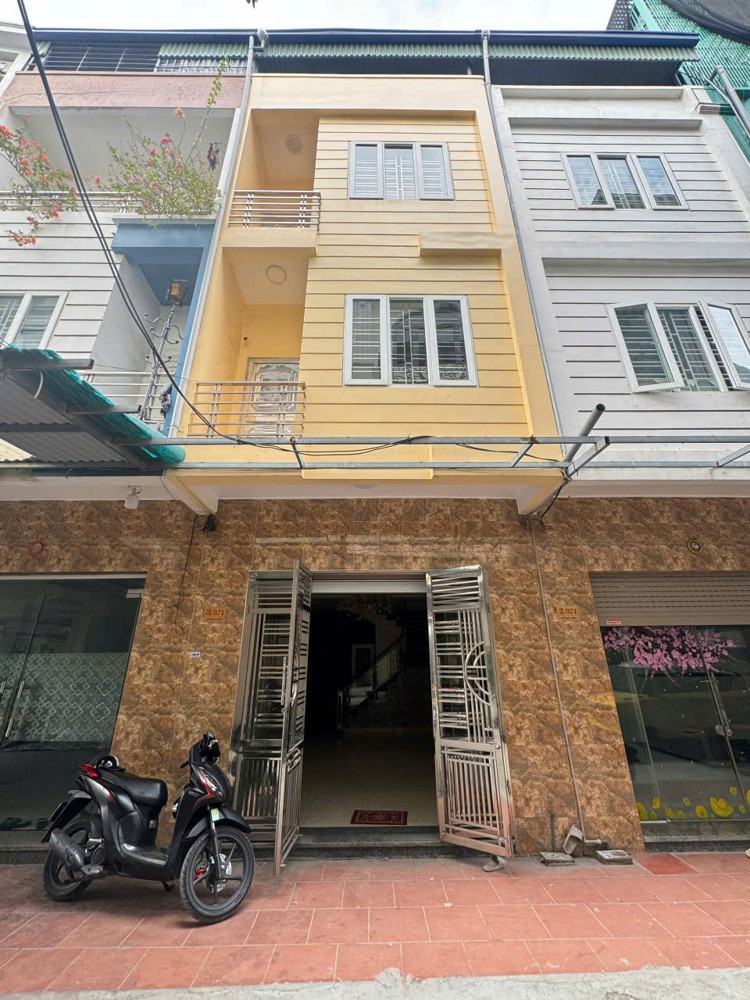 Bán Nhà 3 Tầng Đằng Hải – Ngõ 374 – Ô Tô Tránh – 2 Mặt Ngõ – 3,75 Tỷ