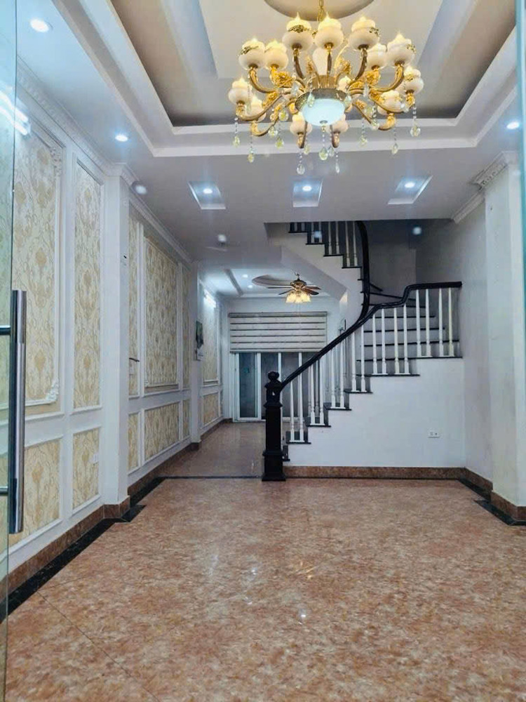 Nhà Đẹp Thạch Bàn – Ô Tô Thông – 52M² – Giá Nhỉm 11 Tỷ