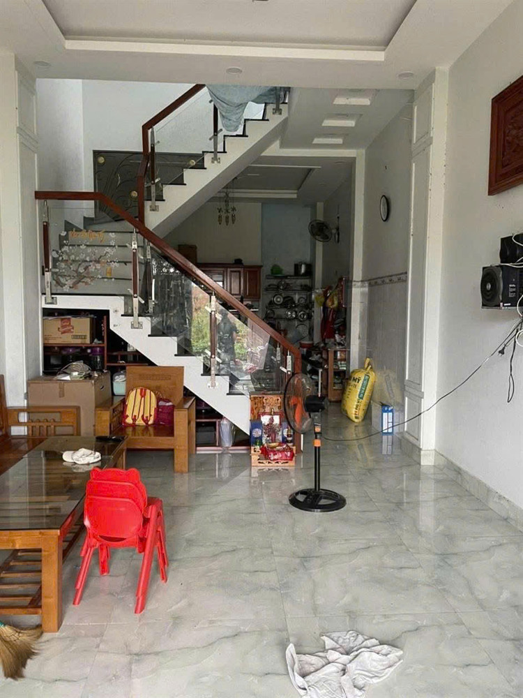 Gấp Gấp – Nhà Đẹp Xe Hơi Tận Cửa Chỉ Hơn 4 Tỷ