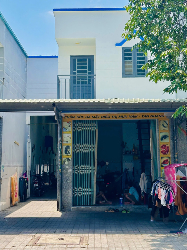 Nhà Mặt Tiền Ql13 Lai Uyên, Bàu Bàng - 150M2, 6Pn, Sổ Đỏ Giá 2.1 Tỷ - Hiếm Có, Gọi Ngay 0898333313!