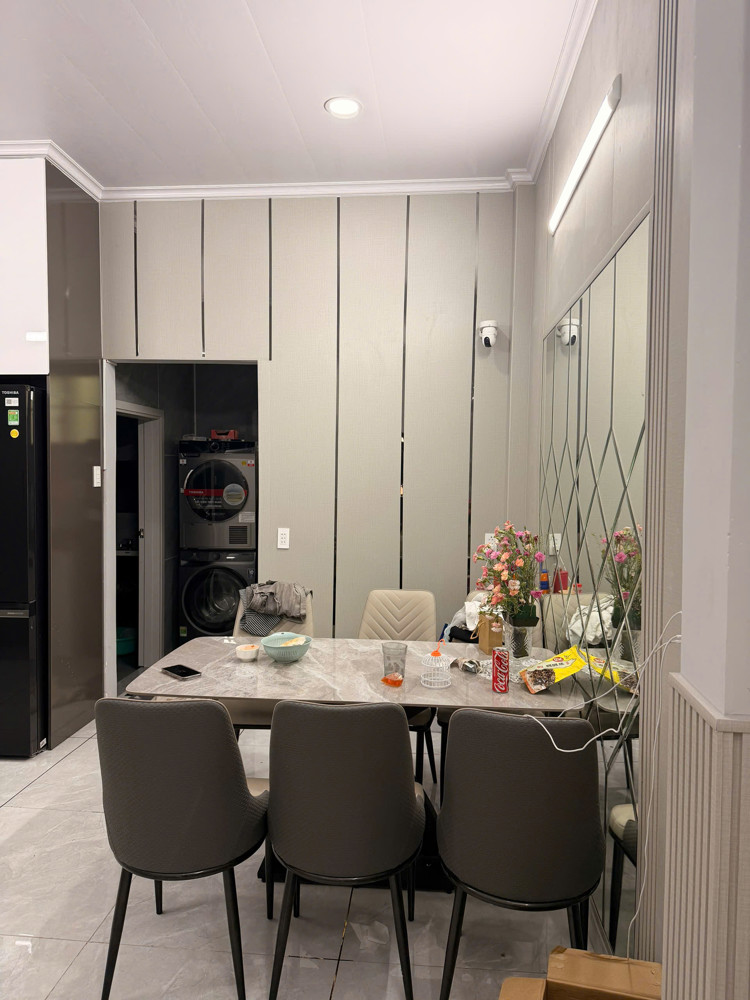 Chủ Đi Định Cư – Bán Gấp Trong Tháng Nhà Đẹp Đường Hồ Bá Phấn – Phước Long A – Thủ Đức