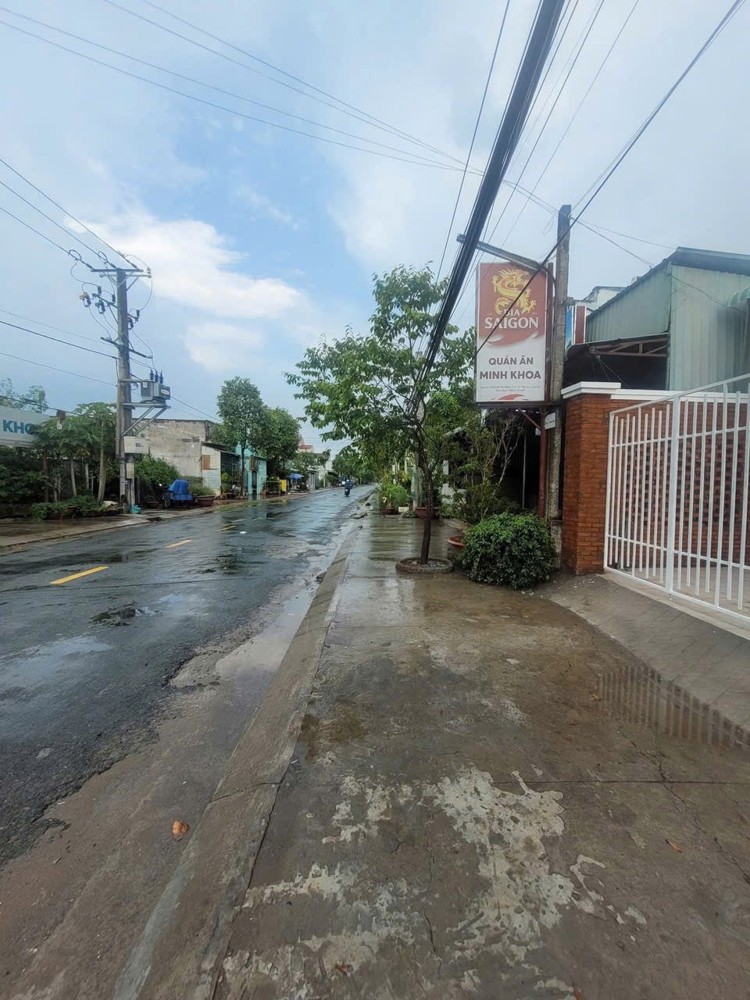 Nhà Đẹp- Giá Tốt - Chính Chủ Cho Thuê Nhà Nguyên Căn Đường Võ Văn Môn, Phường 4, Tp Tân An, Long An