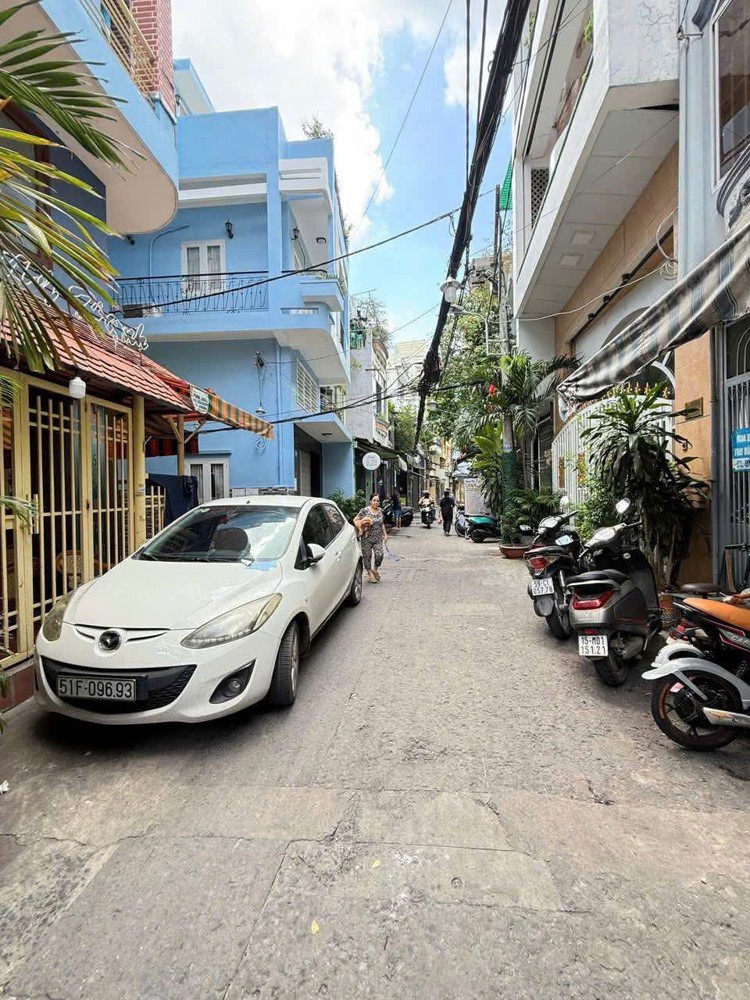 Quận 10 - Hẻm Xe Hơi Cách 1 Căn - Không Quy Hoạch - 55M-Ngang Khủng 7M -5 Tầng - 8Pn- Nhỉnh 9 Tỷ