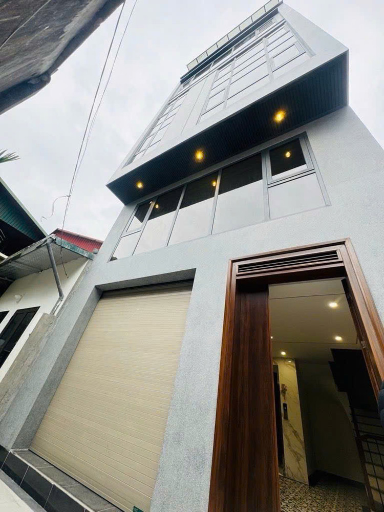 Bán Nhà Phúc Lợi 44M /6 Tầng , Giá Chỉ 9Xxx Oto Ngủ Trong Nhà
