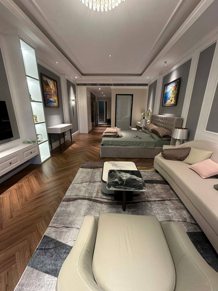 Bán Nhà Việt Hưng 85M2- 6 Tầng Thang Máy- Gara Ô Tô- Hơn 17 Tỷ
