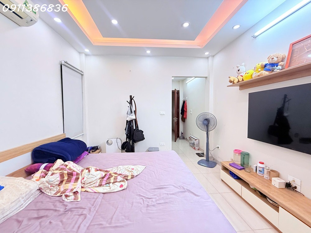 Nhà Cực Đẹp, Ô Tô Tránh, Nguyễn Khang 55M 5T, Tiện Kdvp, 20.9 Tỷ Có Tl