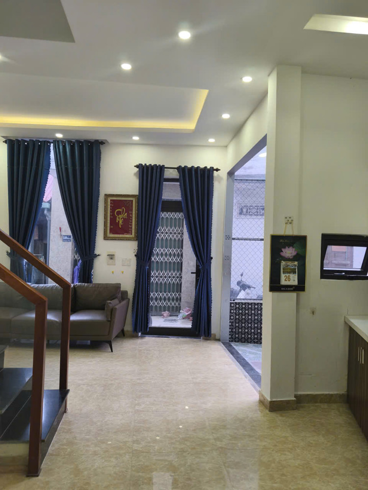 ►Sập Hầm, Góc K Hoàng Diệu, 50M2, 3 Tầng Thoáng, 3Pn Khép Kín, Sân Thượng Sau - Trước, 3.X Tỷ