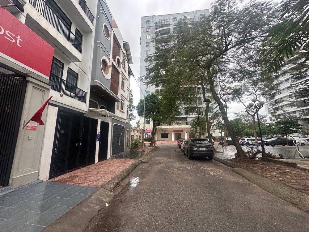 Biệt Thự Sài Đồng 110M2 – Tâm Điểm Sống Xanh – Kề Cận Vinhomes Riverside