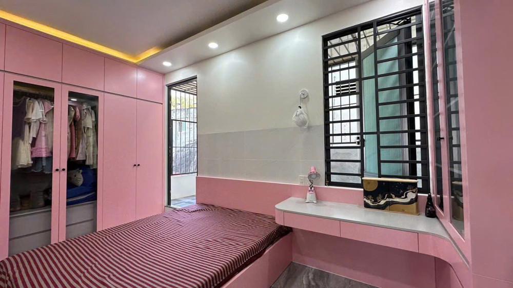 Nhà 3 Tầng Mới Đẹp Gần Biển Đường Oto Gần Biển Nha Trqang