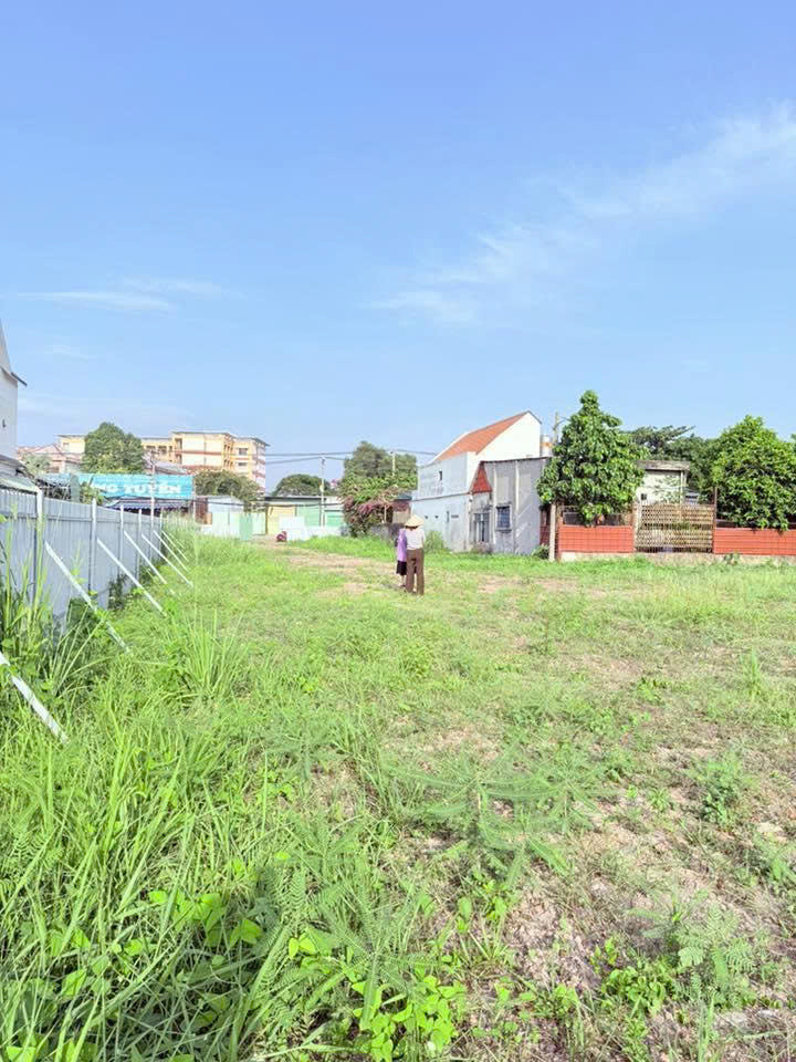 Bán Đất Mặt Tiền Đỗ Văn Dậy, Gần Chợ Hóc Môn 5 Phút, 1876M2 Full Thổ, 28X67m, Chỉ 49,9 Tỷ