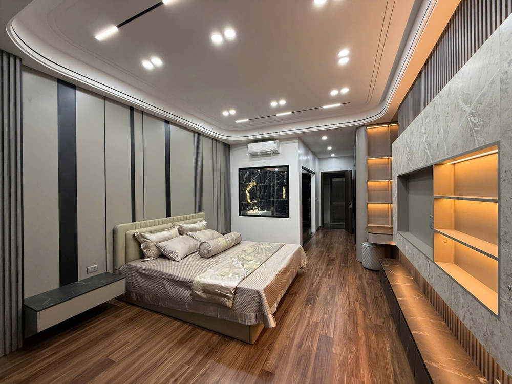 Bán Siêu Phẩm 8 Tầng -Thang Máy- Ga Ra Phố Đàm Quang Trung 65M2 X16.5 Tỷ Long Biên