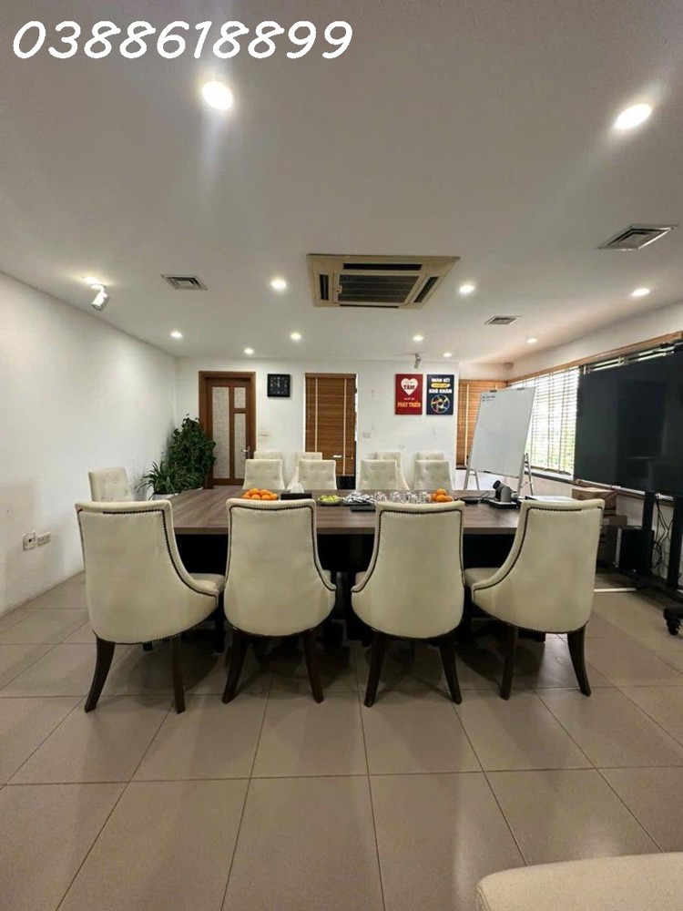 Lô Góc Nguyễn Văn Huyên - Ô Tô Tránh - Ngõ Thông - 8 Tầng Tm - Kinh Doanh